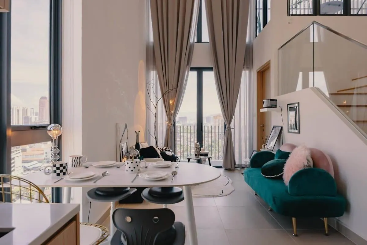 Bauhaus Elegance- A Modern Take On Light & Shadow Apartman Kuala Lumpur Malajzia